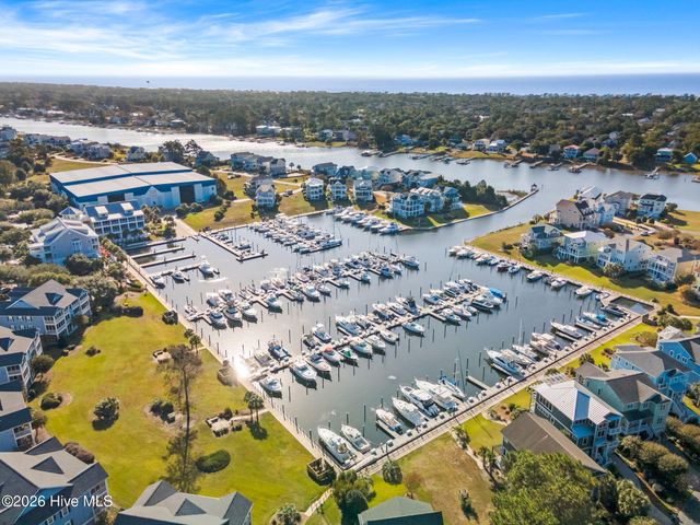 2736 Cedar Crest Drive, Southport, NC 28461