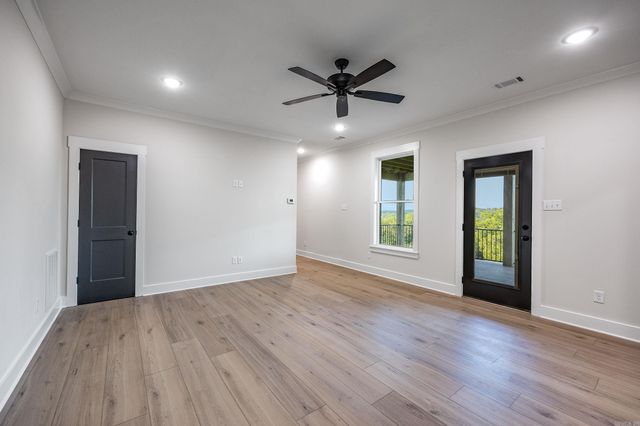183 Maumelle Valley Drive, Maumelle, AR 72113