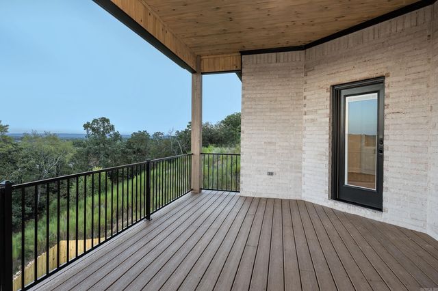 183 Maumelle Valley Drive, Maumelle, AR 72113