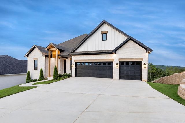 183 Maumelle Valley Drive, Maumelle, AR 72113