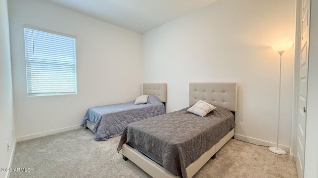 2041 W SIERRA SUNSET Trail 2, Phoenix, AZ 85085