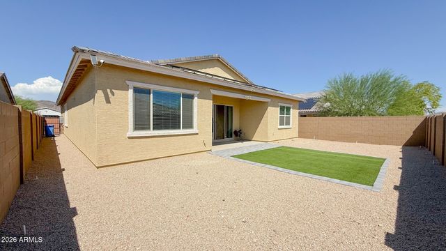 2041 W SIERRA SUNSET Trail 2, Phoenix, AZ 85085