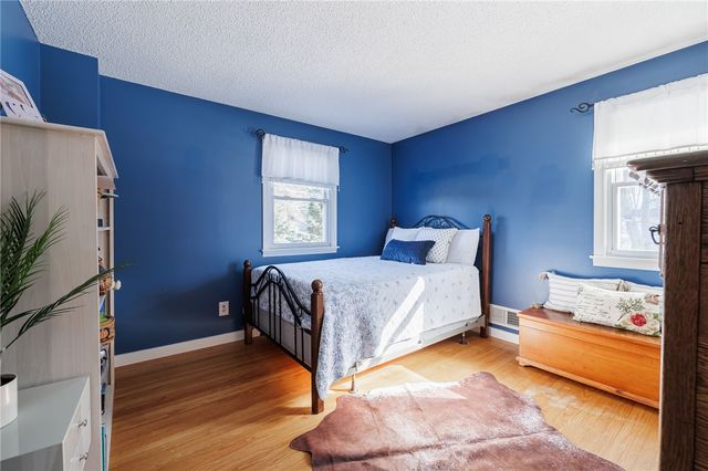 75 Brentwood Lane, Perinton, NY 14450