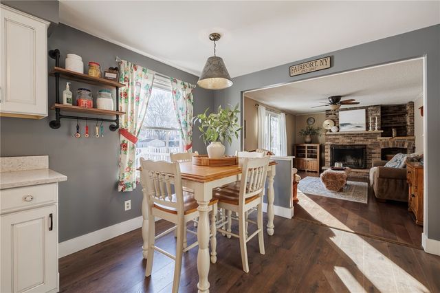 75 Brentwood Lane, Perinton, NY 14450