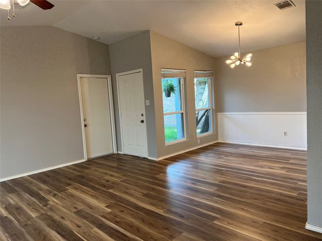 759 Meadowcreek Court, Garland, TX 75043