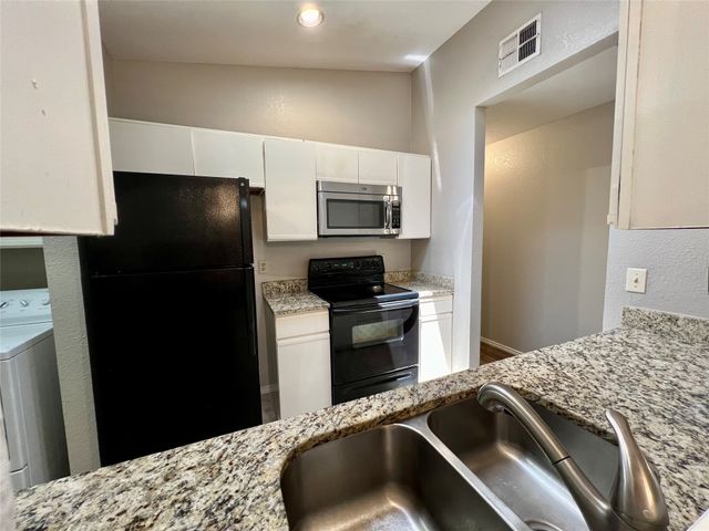 759 Meadowcreek Court, Garland, TX 75043