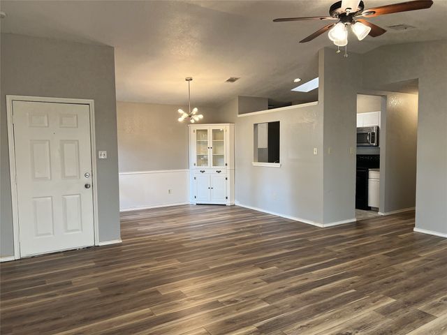 759 Meadowcreek Court, Garland, TX 75043