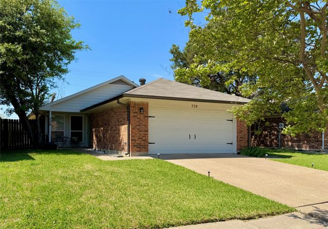 759 Meadowcreek Court, Garland, TX 75043