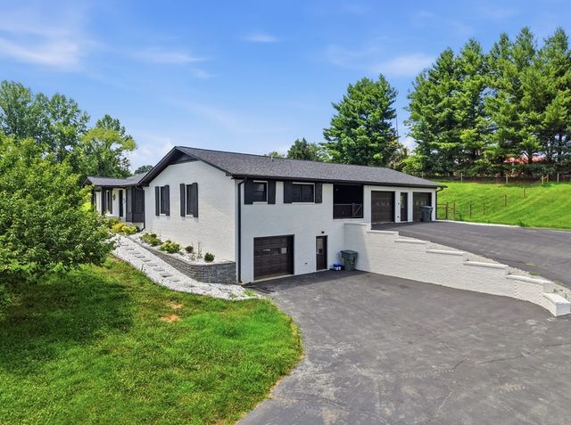 237 S Fork Rd, Sparta, TN 38583
