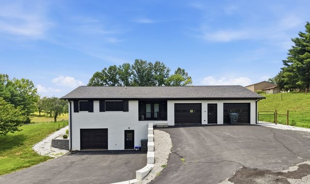 237 S Fork Rd, Sparta, TN 38583