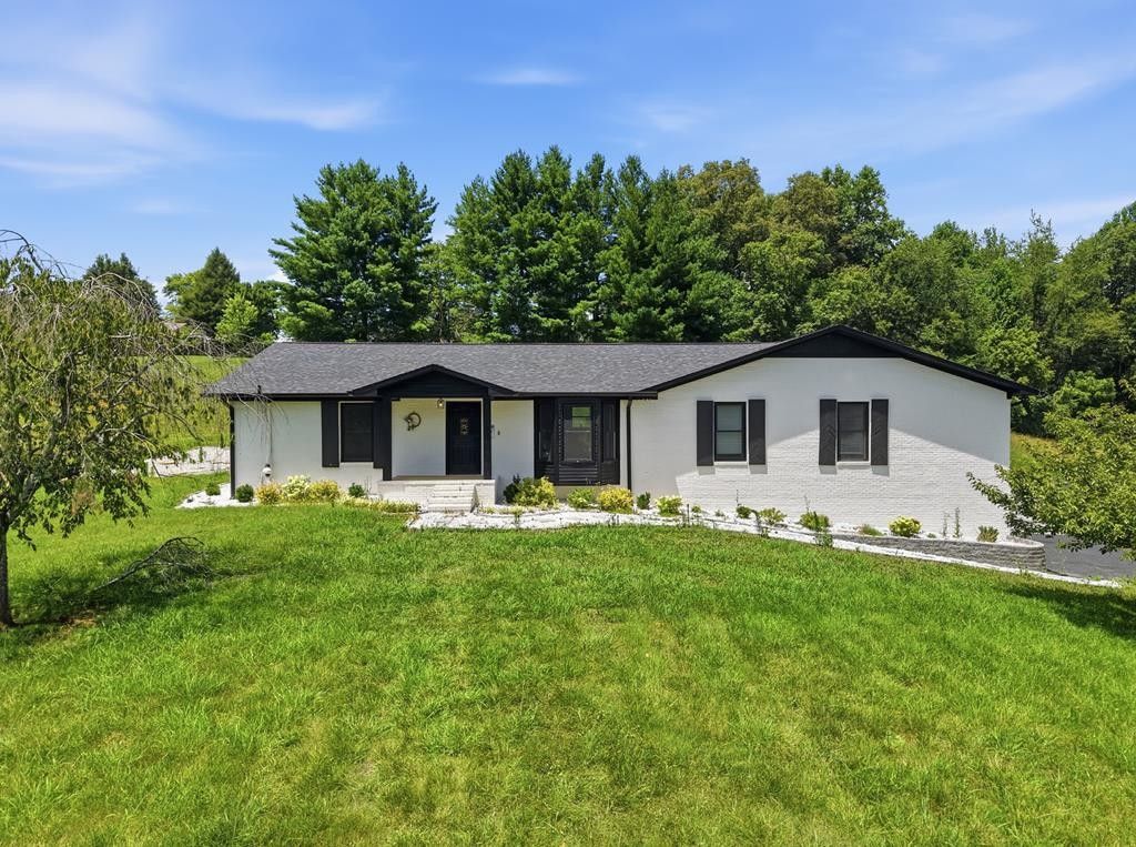237 S Fork Rd, Sparta, TN 38583