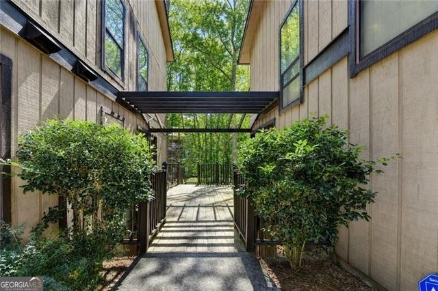 709 River Run Drive, Sandy Springs, GA 30350