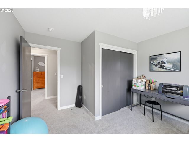 506 SUNSET RIDGE Dr, Washougal, WA 98671