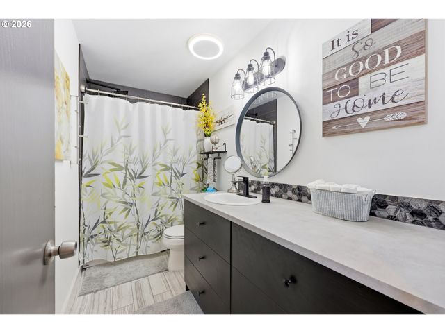 506 SUNSET RIDGE Dr, Washougal, WA 98671