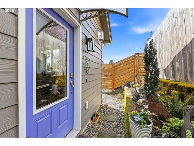 506 SUNSET RIDGE Dr, Washougal, WA 98671