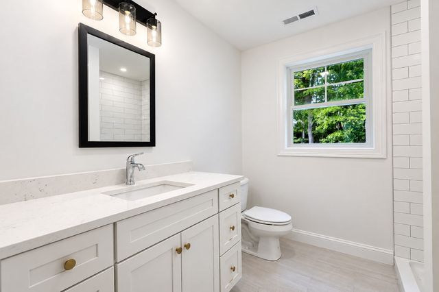 177 Main Street, Groveland, MA 01834