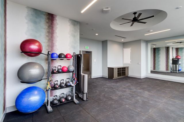 270 Hennepin Avenue 1119, Minneapolis, MN 55401