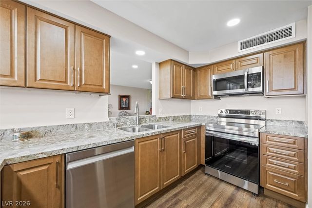 3111 Bel Air Drive 8A, Las Vegas, NV 89109