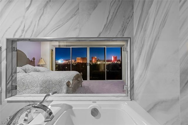 3111 Bel Air Drive 8A, Las Vegas, NV 89109