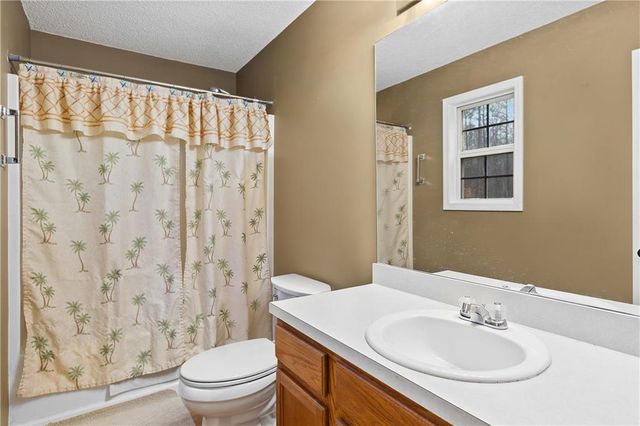 341 Thorn Thicket Drive, Rockmart, GA 30153