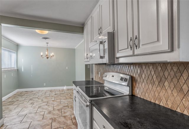 3558 South Drive, Fort Worth, TX 76109