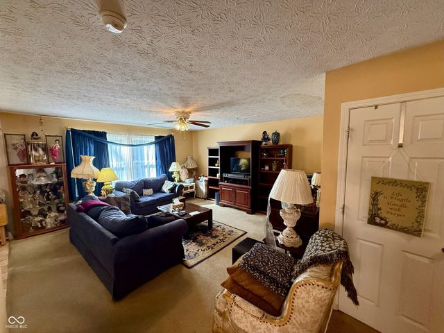 2843 Wortham Way, Indianapolis, IN 46268