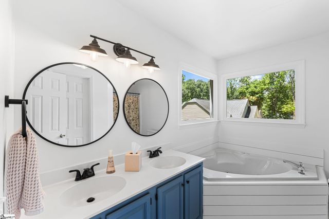 1 Indian Laurel Court, Simpsonville, SC 29680