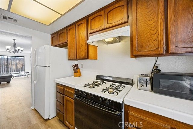 431 E Verdugo G, Burbank, CA 91501