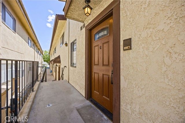 431 E Verdugo G, Burbank, CA 91501