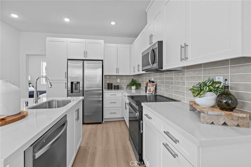 Image 14 of property listing at 3648 S. Eichler Paseo 5, Ontario, CA 91761