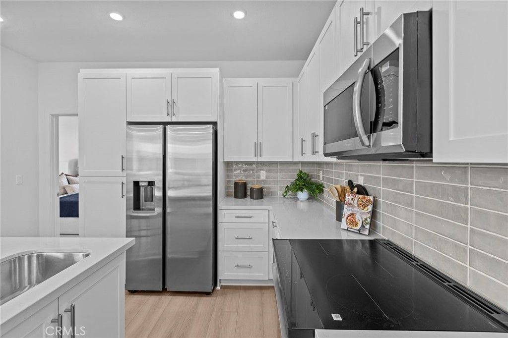 Image 15 of property listing at 3648 S. Eichler Paseo 5, Ontario, CA 91761