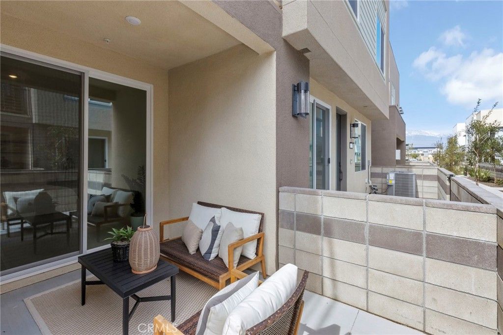 Image 17 of property listing at 3648 S. Eichler Paseo 5, Ontario, CA 91761