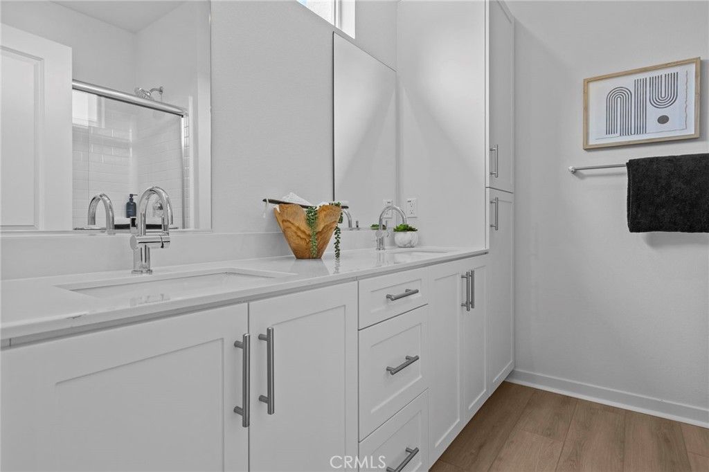 Image 19 of property listing at 3648 S. Eichler Paseo 5, Ontario, CA 91761