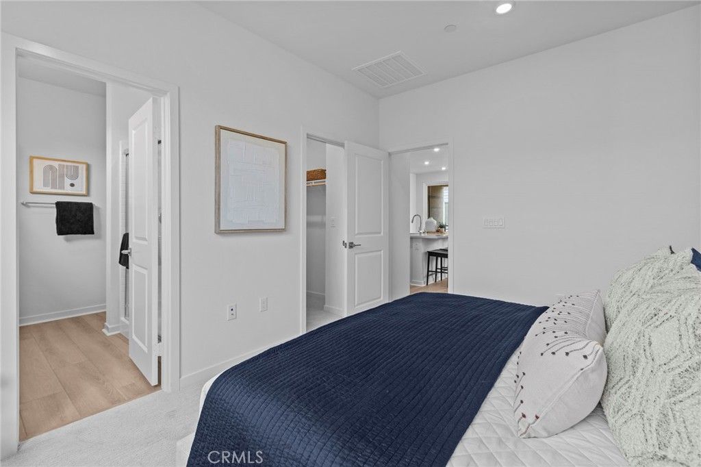 Image 21 of property listing at 3648 S. Eichler Paseo 5, Ontario, CA 91761