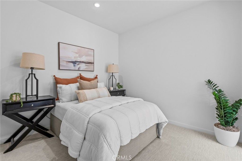 Image 6 of property listing at 3648 S. Eichler Paseo 5, Ontario, CA 91761