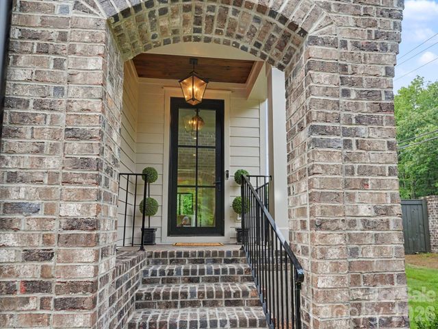 5971 Gate Post Road, Charlotte, NC 28211