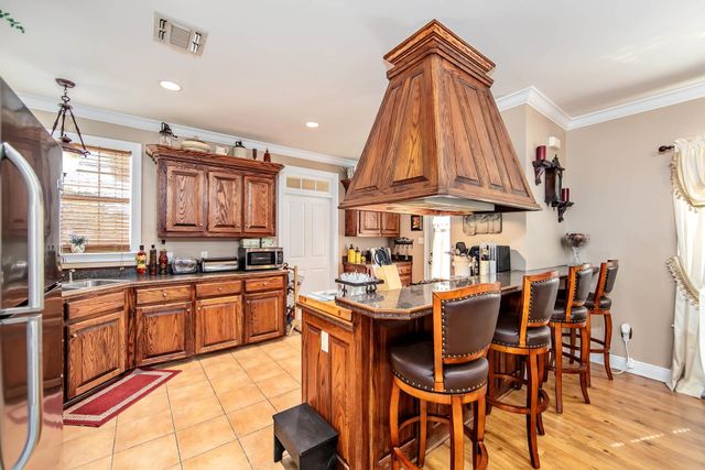 241 Horseshoe Rd, Schriever, LA 70395