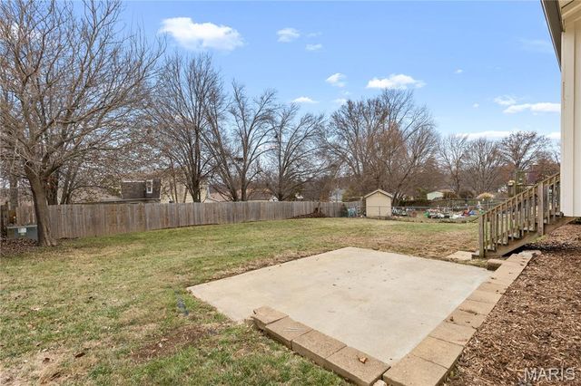 11 Lost Dutchman Drive, St Peters, MO 63376