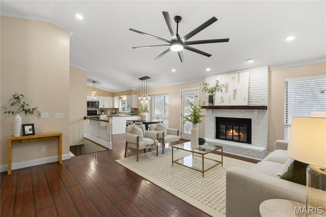 11 Lost Dutchman Drive, St Peters, MO 63376