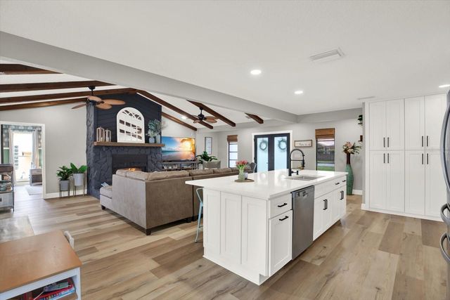 1118 BRAMBLEWOOD DR, Safety Harbor, FL 34695
