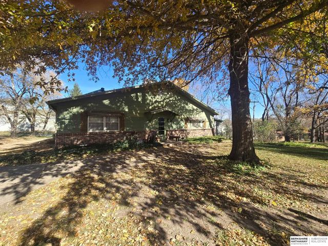 401 & 415 KAFFENBERGER Drive, Murray, NE 68409