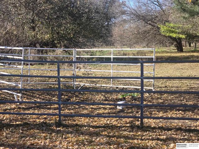 401 & 415 KAFFENBERGER Drive, Murray, NE 68409