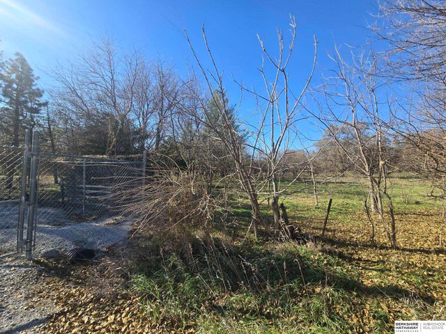 401 & 415 KAFFENBERGER Drive, Murray, NE 68409