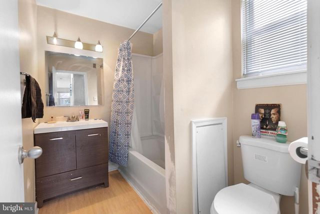 8--4 FLORENCE TOLLGATE PL, Burlington, NJ 08016