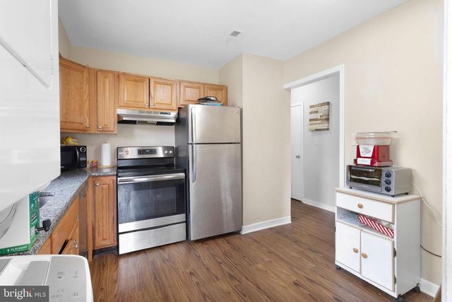 8--4 FLORENCE TOLLGATE PL, Burlington, NJ 08016