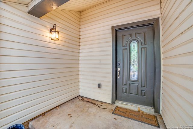 9025 deer, San Antonio, TX 78251