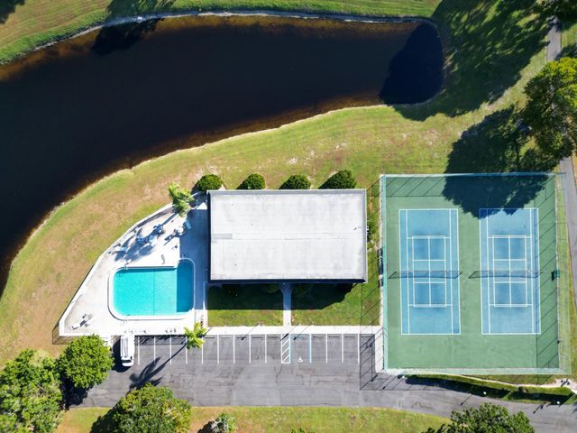 3790 Silver Lace Lane, Boynton Beach, FL 33436