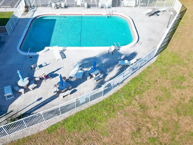 3790 Silver Lace Lane, Boynton Beach, FL 33436