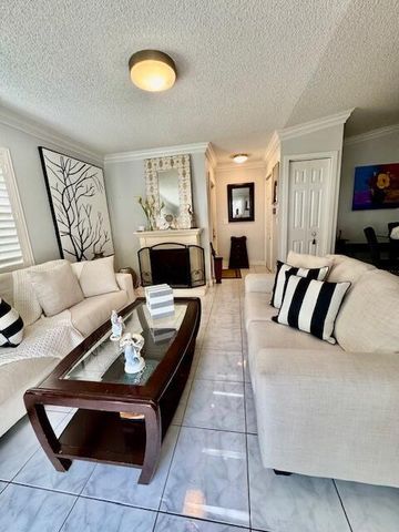 3790 Silver Lace Lane, Boynton Beach, FL 33436