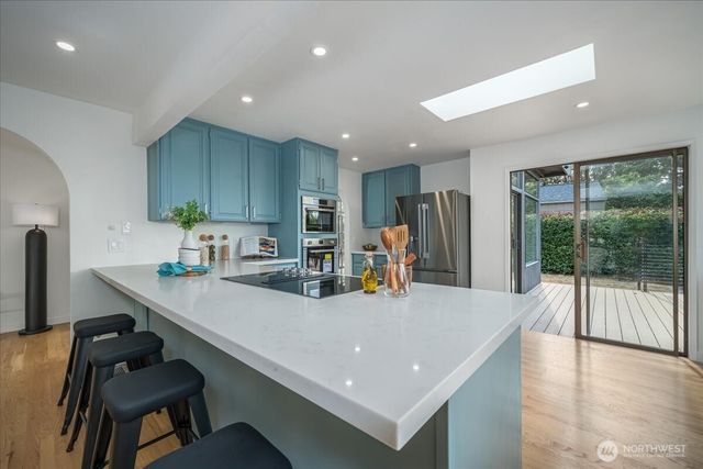 3715 81st Avenue SE, Mercer Island, WA 98040